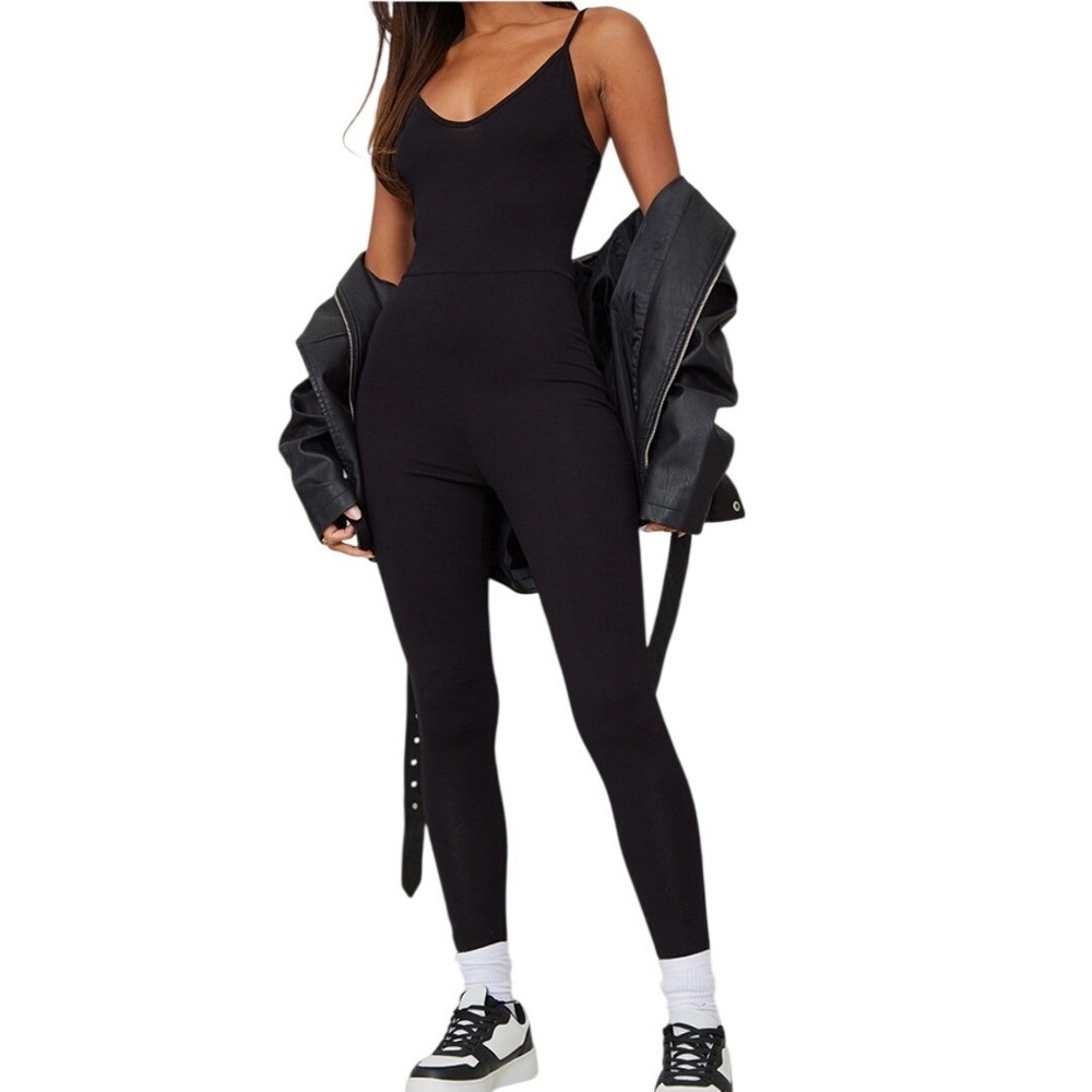 PRETTYLITTLETHING Black Spaghetti Strap Ruched‎ Bodice Jumpsuit NEW